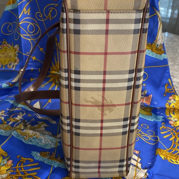 Burberry Square Tote with COA - Picture 10 of 16